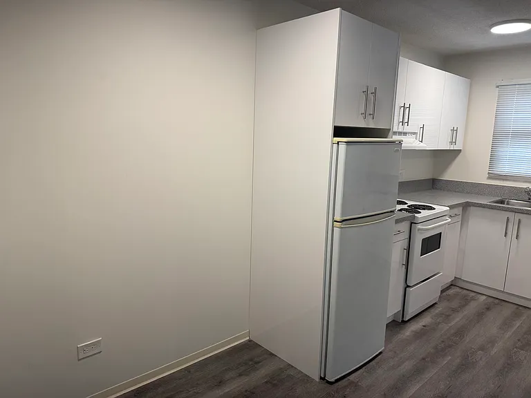 627 23rd Ave SW #304 — Photo 9
