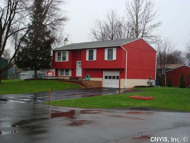 1st image of 125 Royalton Dr
