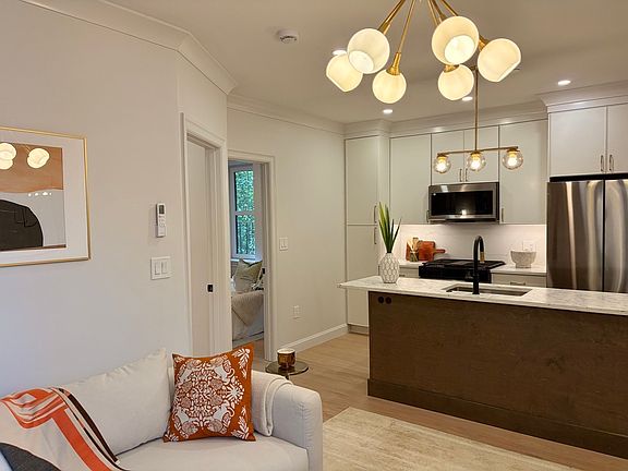 5th image of 75 Lubec St #4