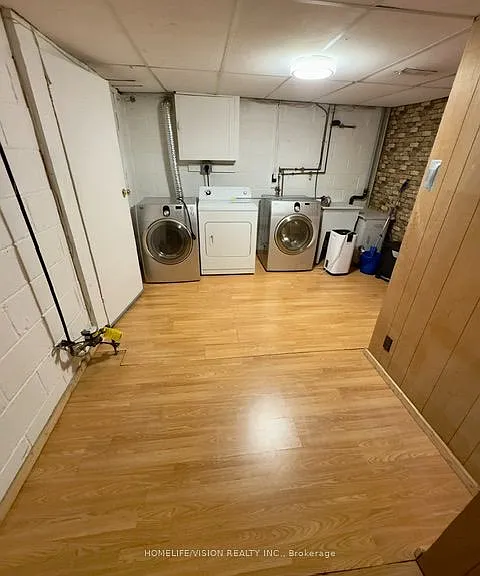 1509 Pharmacy Ave — Photo 17