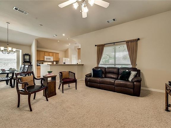 3rd image of 8104 Juliette Dr