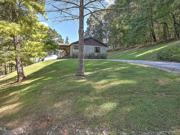 5256 Rich Valley Rd, Bristol, VA 24202