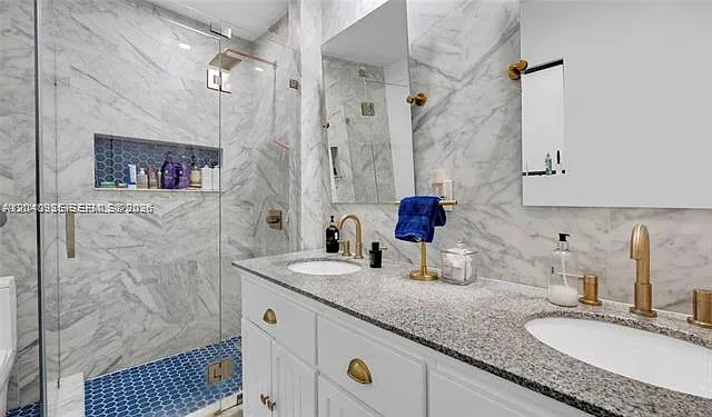 375 SW 32nd Rd — Photo 21