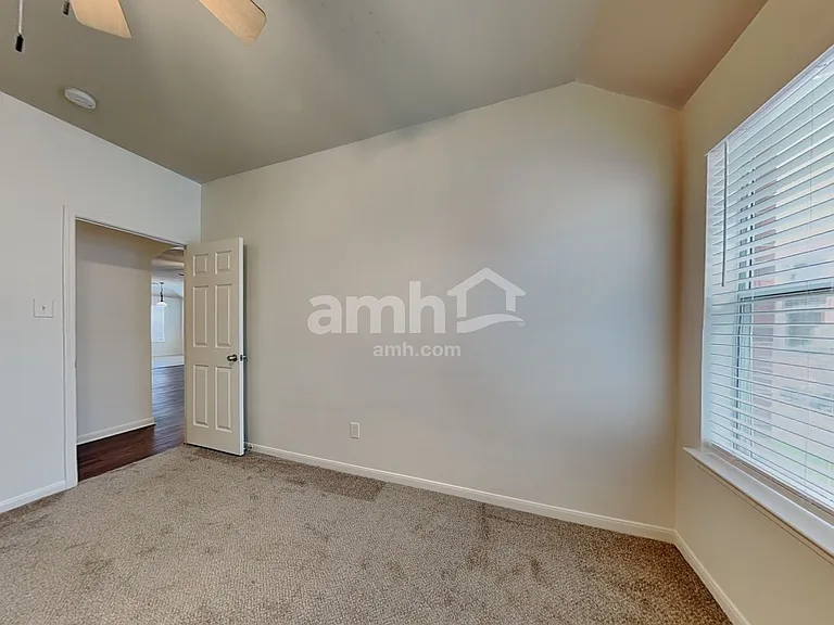 16518 Barker Ranch Ct — Photo 17