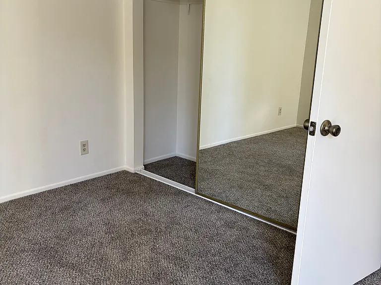 224 E Dexter St #12 — Photo 12