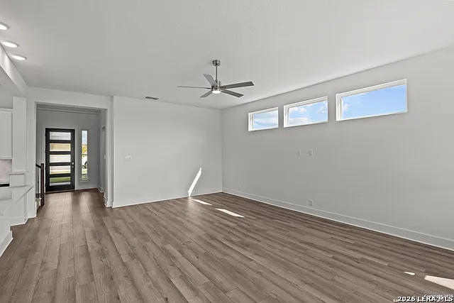413 Hinsdale Run — Photo 16
