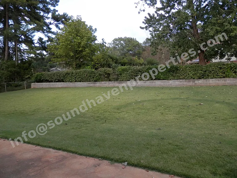 320 Rosemont Rd SE — Photo 29