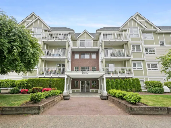 20189 54th Ave #103, Langley, BC V3A 3W2