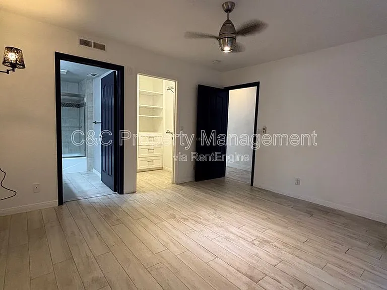 533 W 23rd St #9 — Photo 8