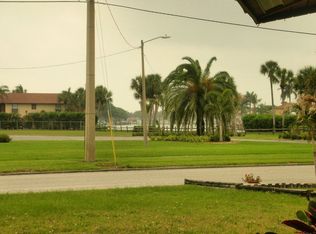 10250 Paradise Blvd, Treasure Island, FL 33706