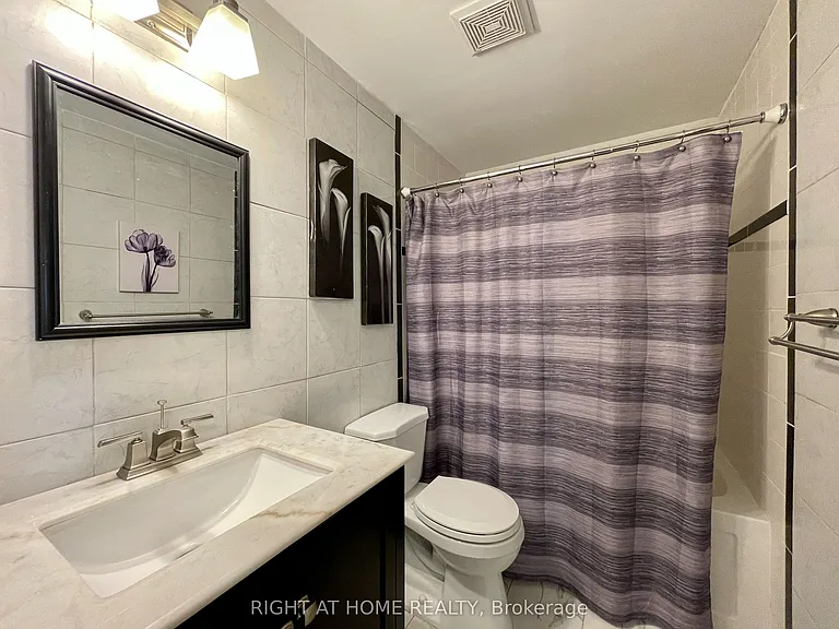 183 Autumn Hill Cres #UPPER — Photo 18