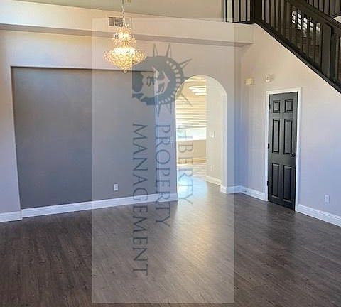 2nd image of 10702 Pleasant Valley Cir