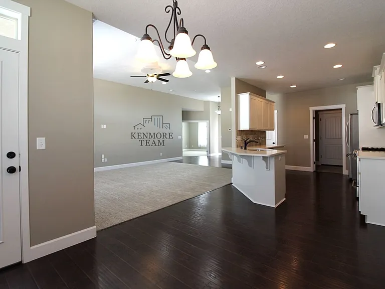 2800 Copperbutte St — Photo 3