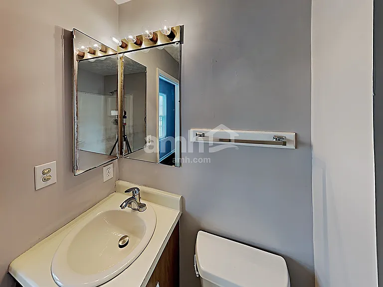 8260 McGuire Dr — Photo 11