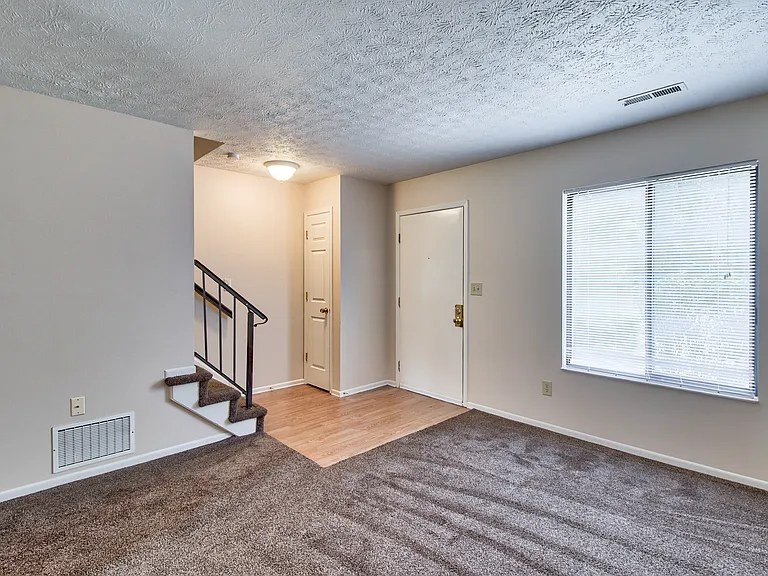 Colony Terrace Apartments — Photo 7