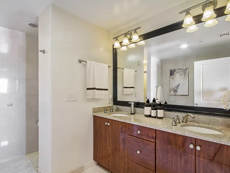 The Apartments at Charles Plaza — Photo 9