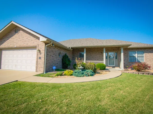 1455 S Mission Avenue, Bolivar, MO 65613