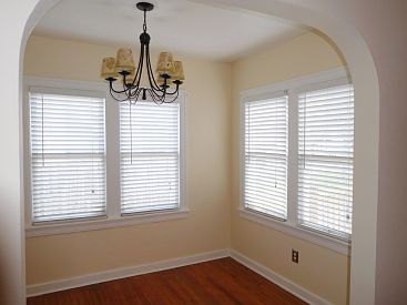 4th image of 1550 Laura St