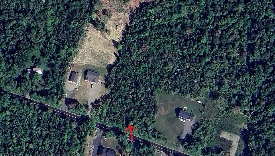 2nd image of 196 Shaw Hill Rd