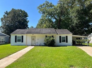 2008 Shirley Park Pl, Alexandria, LA 71301