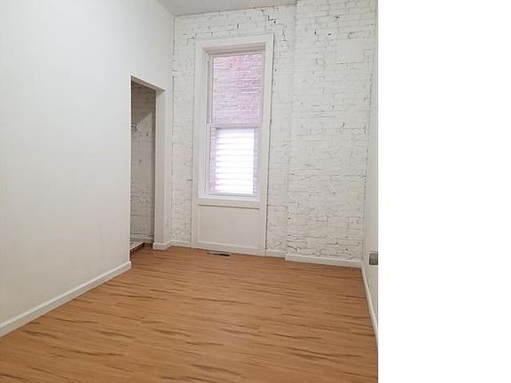 4th image of 3600 Iowa Ave Floor 1