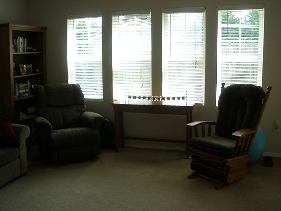 2nd image of 17402 8th Avenue Ct S