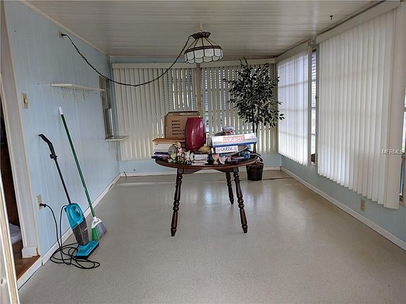 3rd image of 5697 Holiday Park Blvd
