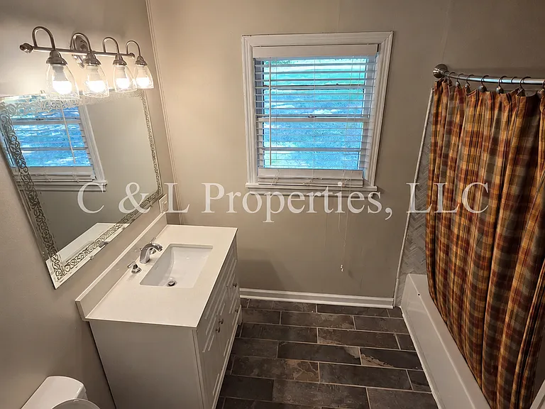 403 Noccalula Dr — Photo 8