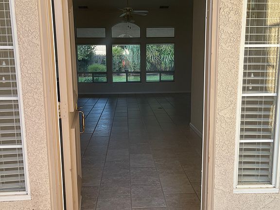 3rd image of 1586 E Granada Ave