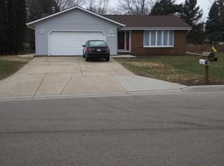 3812 Bryn Mawr Dr, Janesville, WI 53546