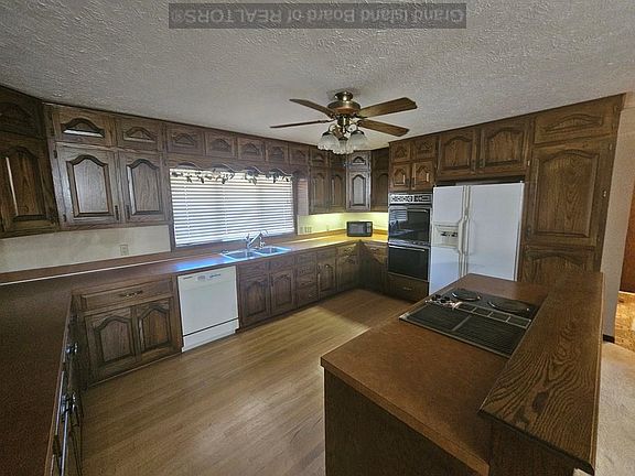 4th image of 1408 Marshall St