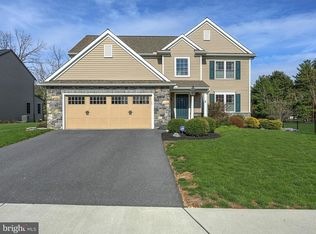 2 Sugar Maple Way, Mechanicsburg, PA 17050