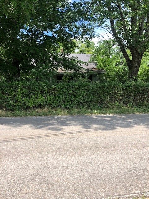 1st image of 2124 Old Highway 99