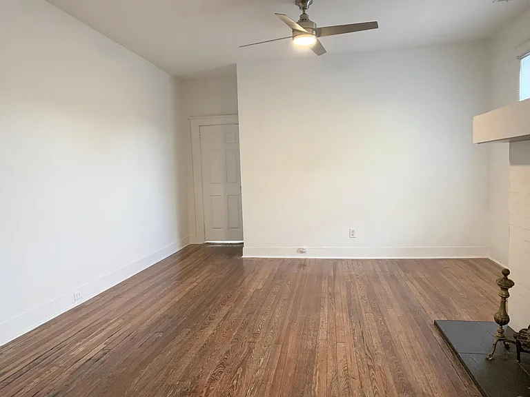 687 Durant Pl NE #3 — Photo 15