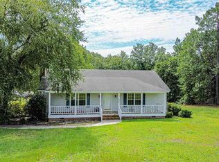 613 W Old Camden Rd, Hartsville, SC 29550