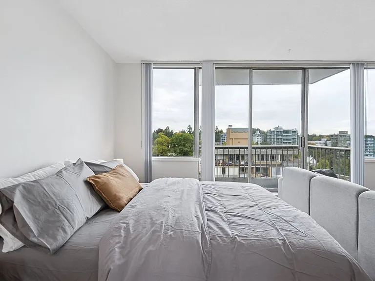1305 W 12th Ave — Photo 35