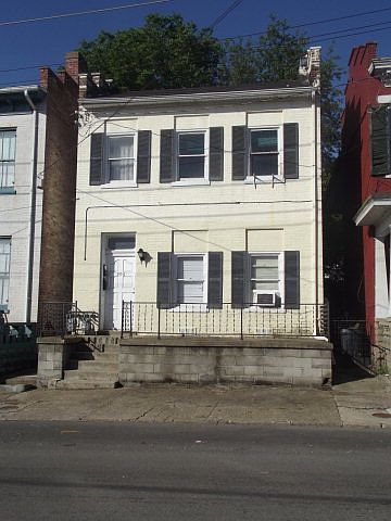 1st image of 206 W Second St