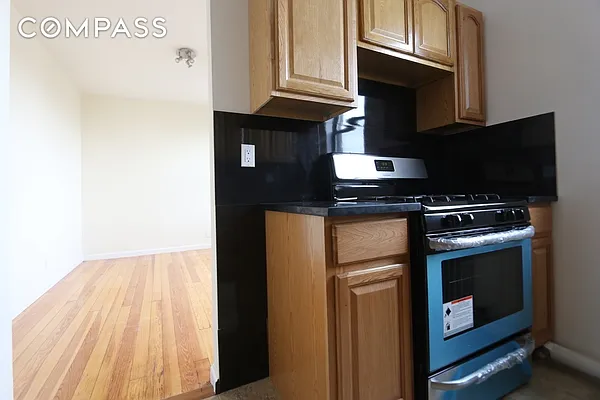 Rented by Compass | media 5