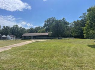 1102 Kate Lowe Rd, Livingston, TX 77351