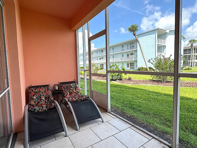 721 S Beach St — Photo 18