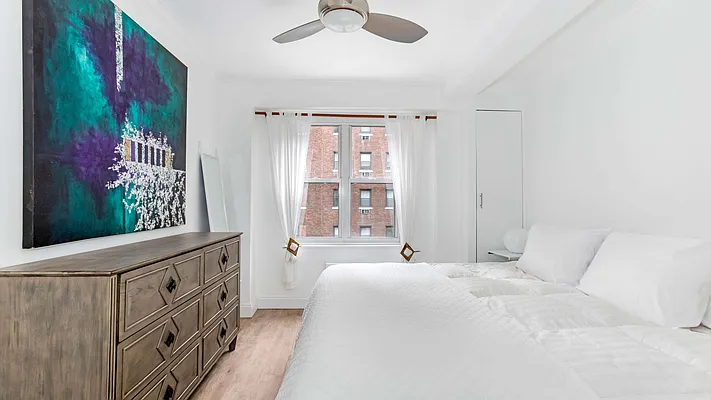 Sold by Compass | media 15