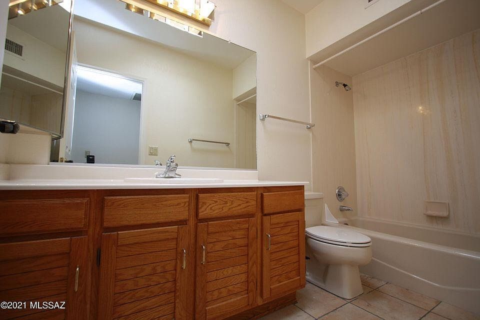 1st image of 4412 N Camino Ferreo