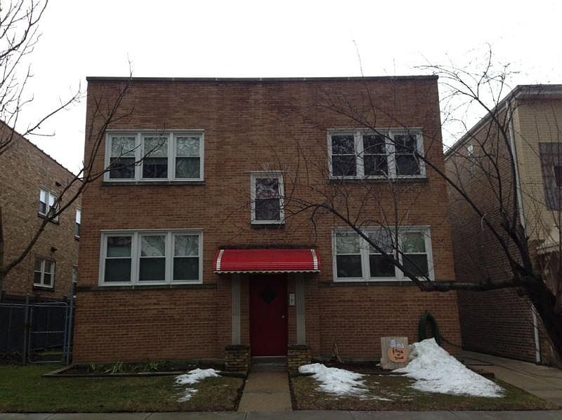 2nd image of 2827 W Summerdale Ave APT 2W