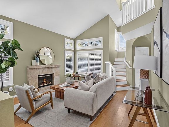 5th image of 1602 E Autumnridge Ct