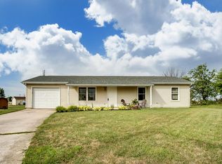 526 W Lincoln St, Ashley, IN 46705