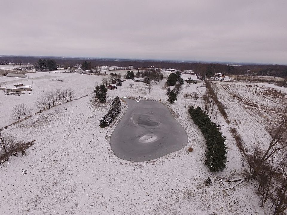 2nd image of 4935 Dutch Ln