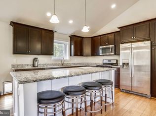 437 Hollywood Farm Rd, Fredericksburg, VA 22405