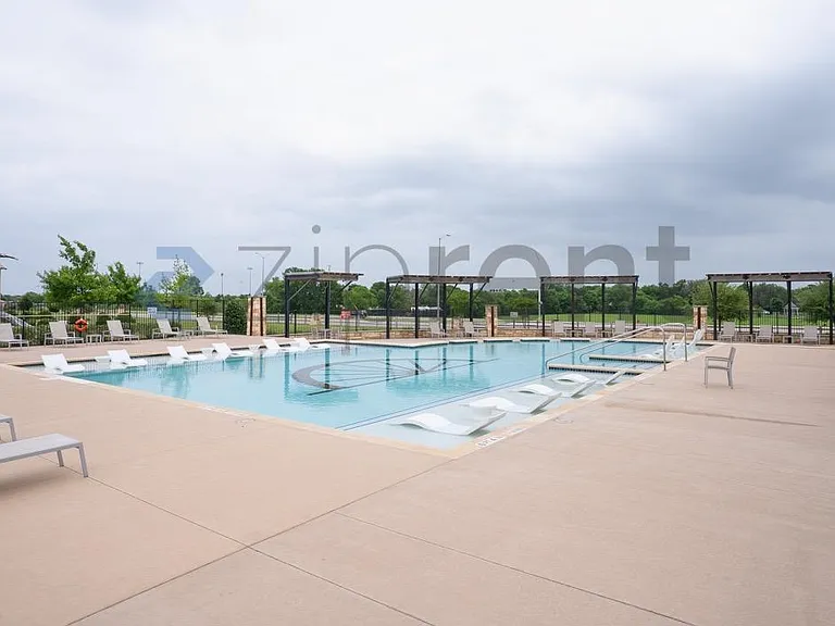 1520 Homestead Farms Dr — Photo 21