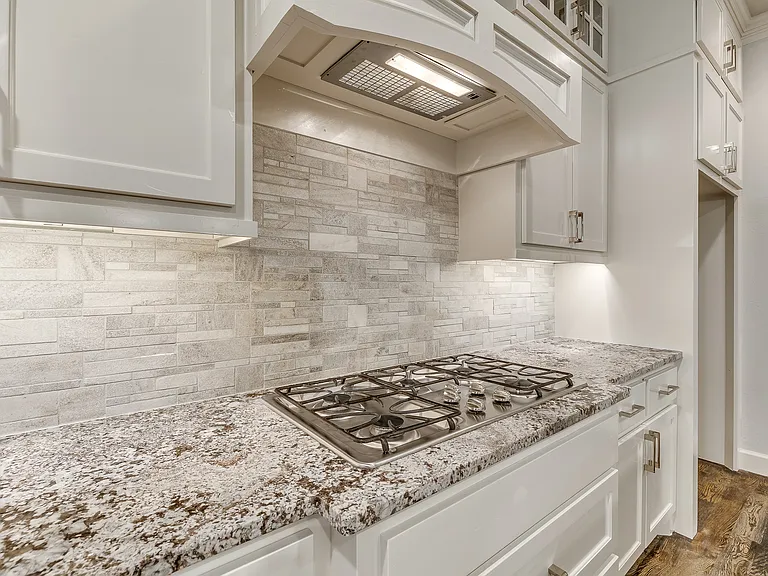 2916 Pacifica Ln — Photo 18