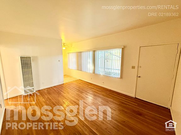 5th image of 2715 O St #9
